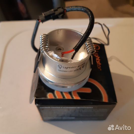 Светильник потолочный встраиваемый