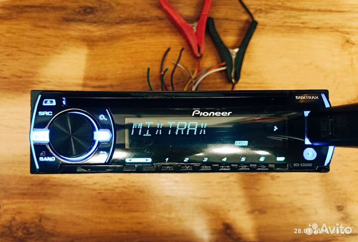 Магнитола Pioneer DEH-X3500UI с Bluetooth