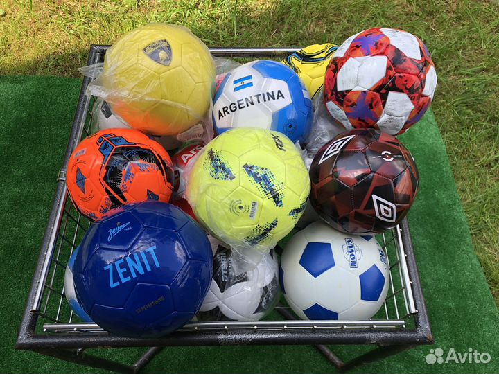 Футбольный мяч