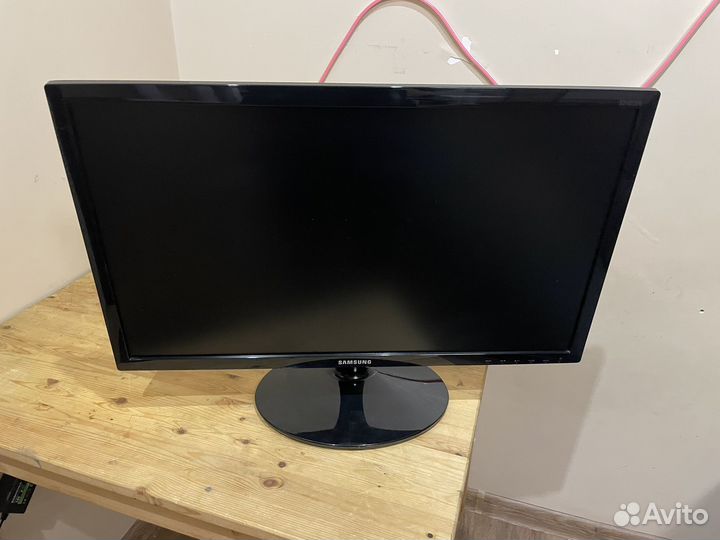 Монитор samsung s24d300h