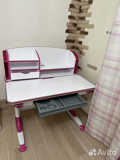 Растущая парта и стул бу