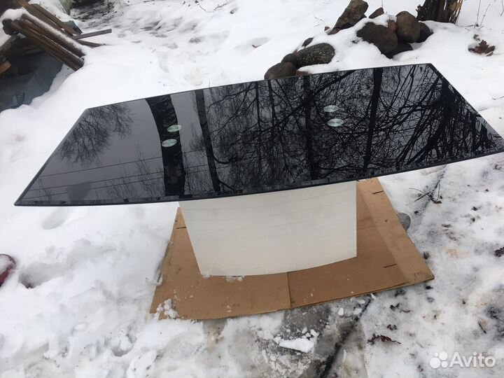 Стол стеклянный