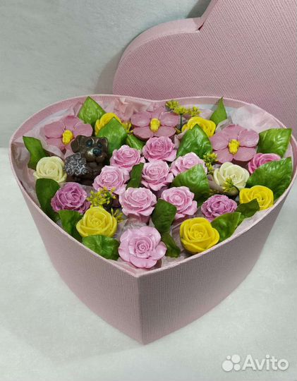 Букеты из шоколадных цветов