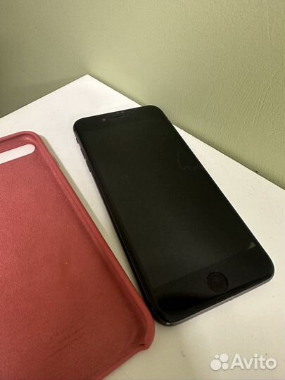 Телефон iPhone 8 plus 64