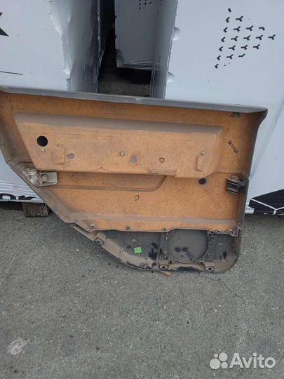 Дверная карта задняя правая volvo вольво 850