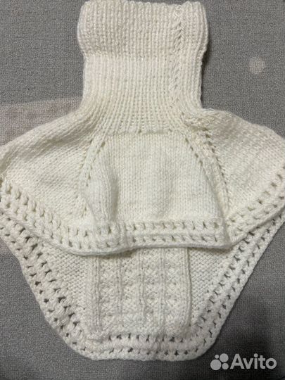 Манишка женская вязаная