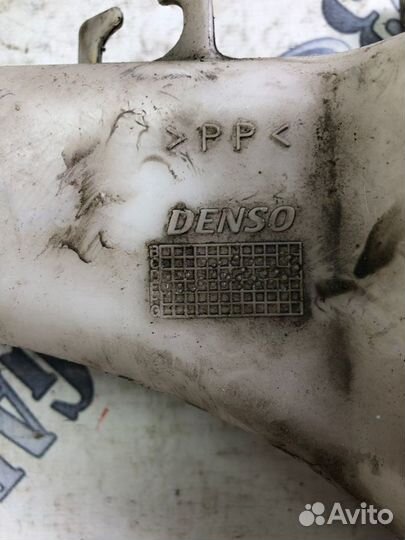 Расширительный бачок Toyota noah