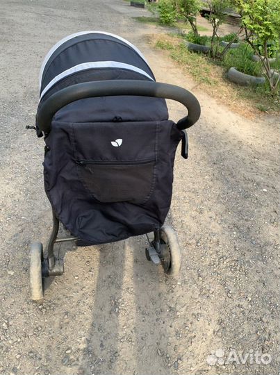 Коляска детская прогулочная
