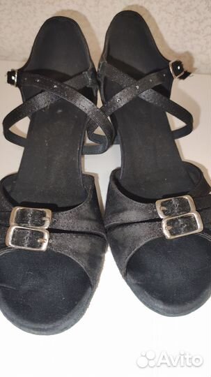 Туфли для бальных танцев