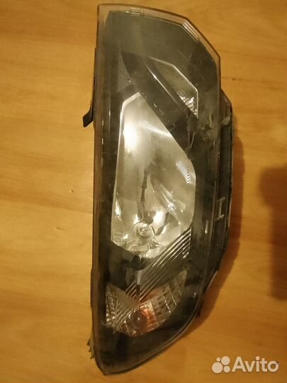 Правая фара granta fl