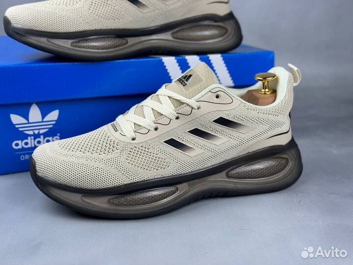 Кроссовки Adidas Zoom