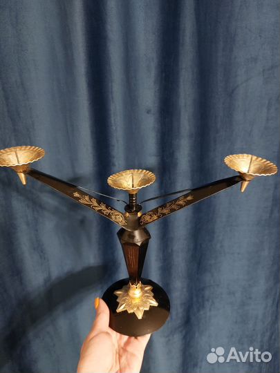 Старинный подсвечник