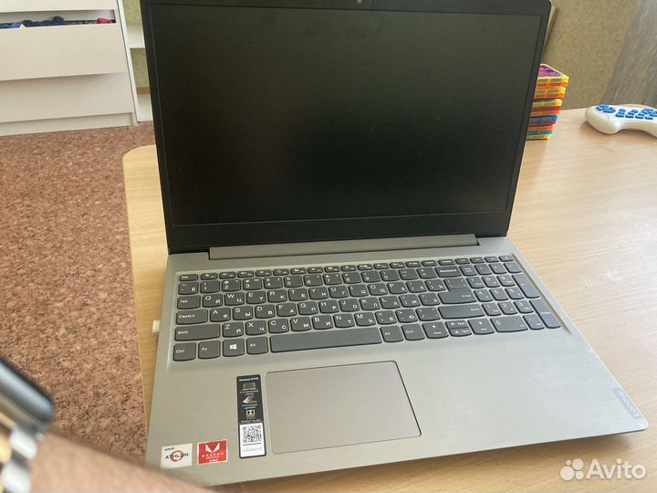 Продам ноубук lenovo ideapad s145 15ast