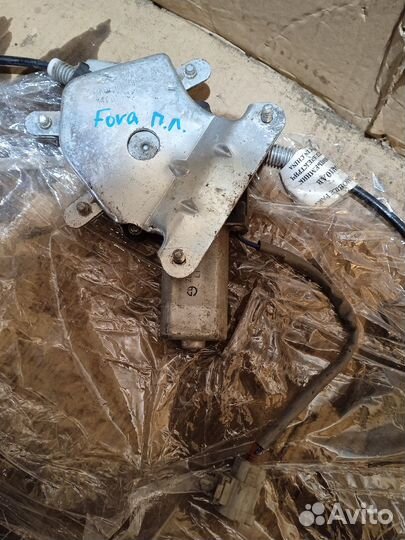 Стеклоподъемник передний левый Chery Fora 1.6