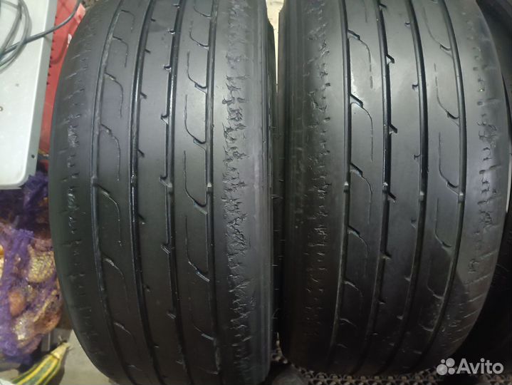Toyo W8 215/45 R17