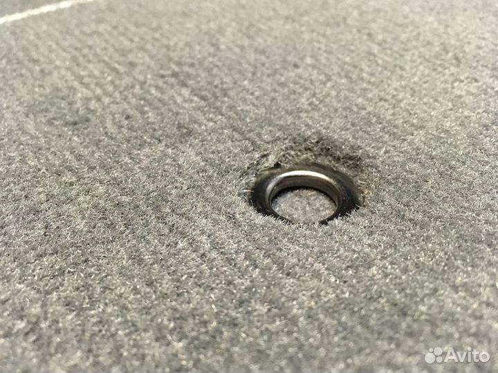 Автоеоврики велюровые для Митсубиши Л200 серые