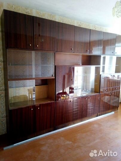 Стенка в гостиную б/у