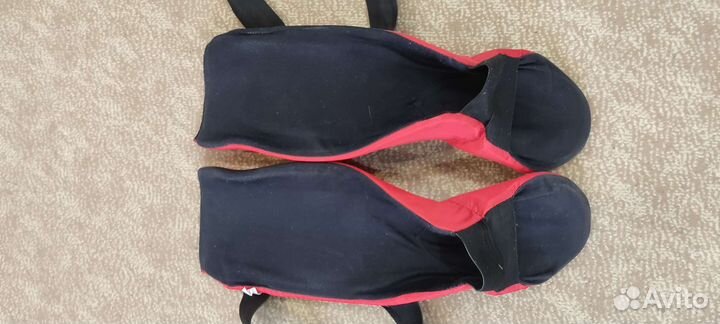 Щитки для занятий единоборствами