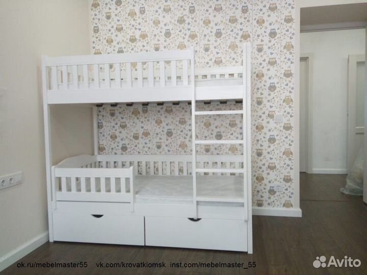 Двухъярусная кровать 