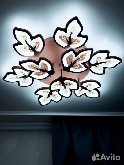 Люстра светодиодная потолочная 9 ламп