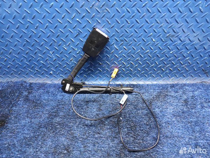 Преднатяжитель ремня передний правый Land Rover