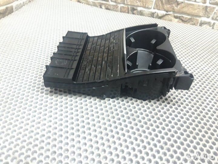 Накладка центральной консоли передняя