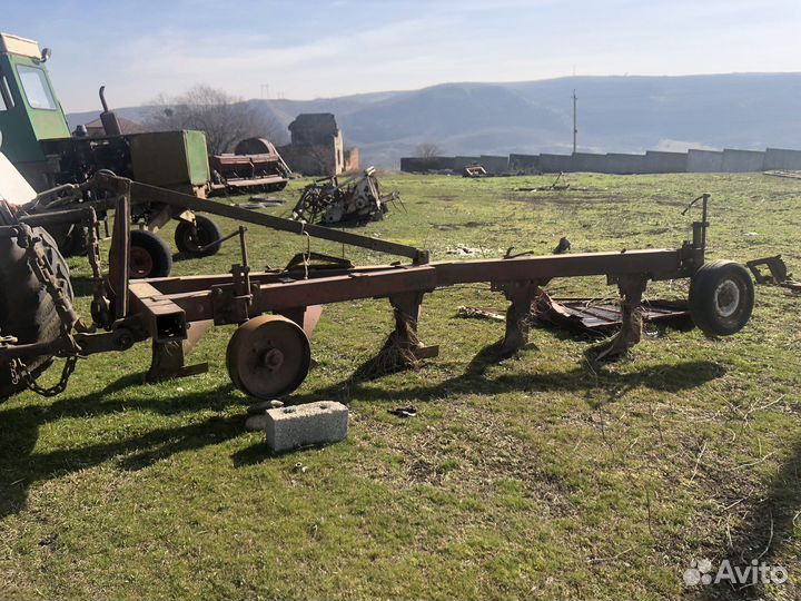 Трактор ХТЗ Т-150, 2000