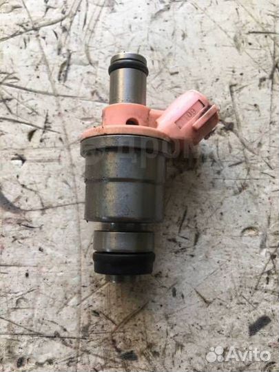 Форсунка Subaru Forester SF5