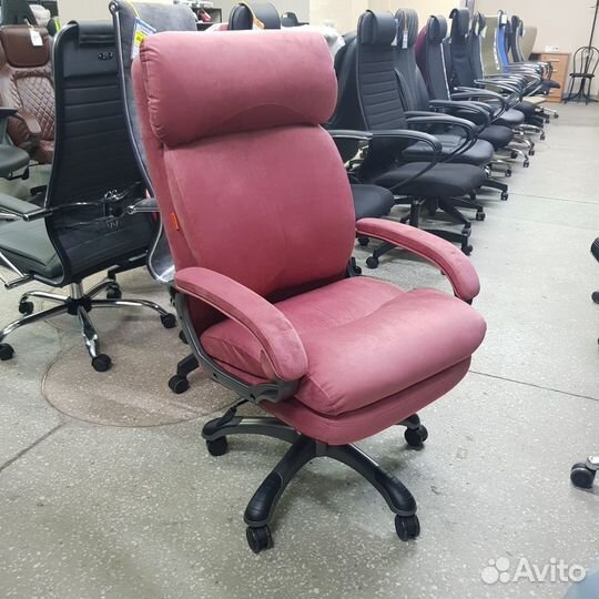 Компьютерное кресло для дома и офиса