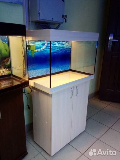 Аквариум100 свет, биофильтр, тумба, фон