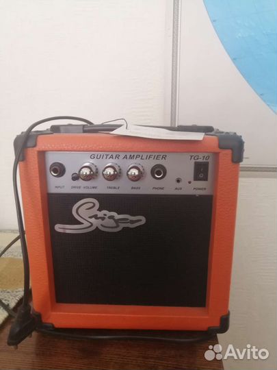 Гитарный комбоусилитель 10Вт