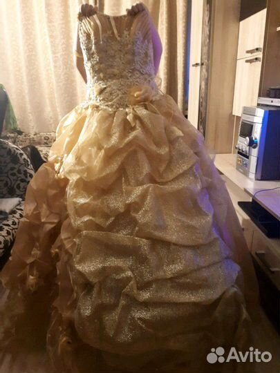 Продам Платье