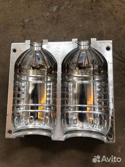 Пресс-форма для выдува пэт тары 5 л в наличии