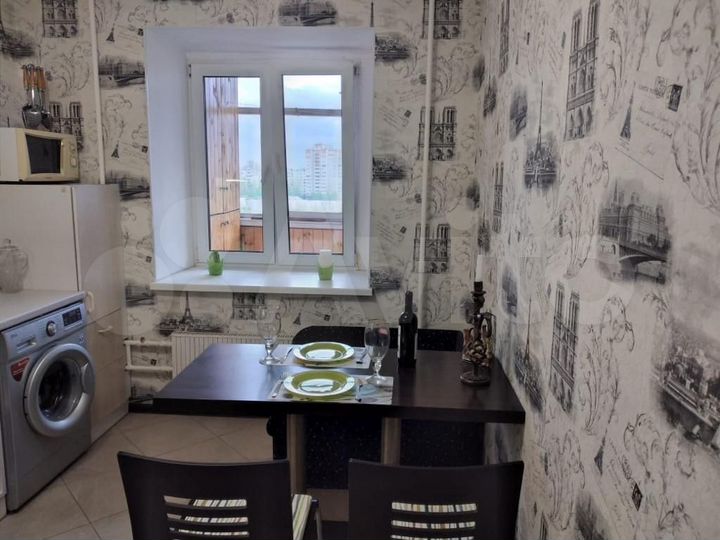 1-к. квартира, 40 м², 9/9 эт.