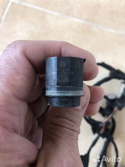 Датчик парковки Туарег 2011-2015