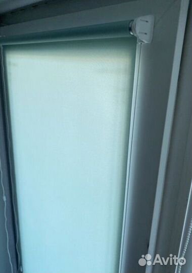 Рулонные шторы блэкаут в коробе A8406