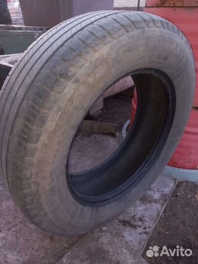 Michelin Latitude Tour HP 225/65 R17