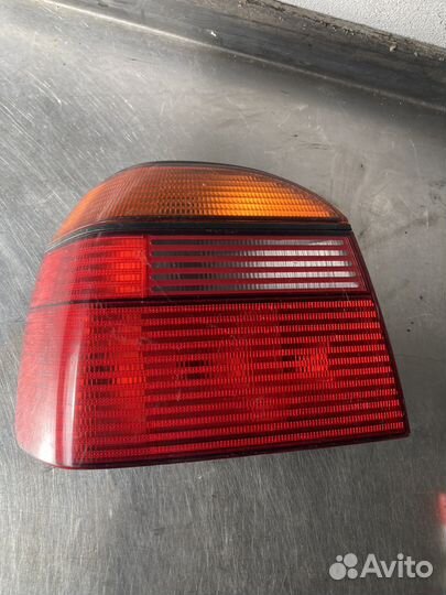 Задний левый фонарь Фольксваген гольф 3