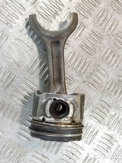 Поршень с шатуном Citroen Berlingo 2002-2012