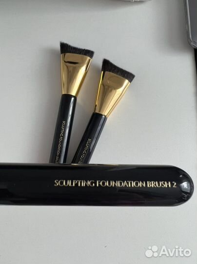 Кисти Estee Lauder