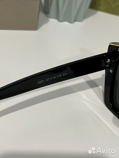 Солнцезащитные очки женские Dior черные