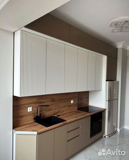 Кухонный гарнитур С Барной Стойкой