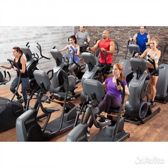 Эллиптический тренажер Octane XT-4700 Standard