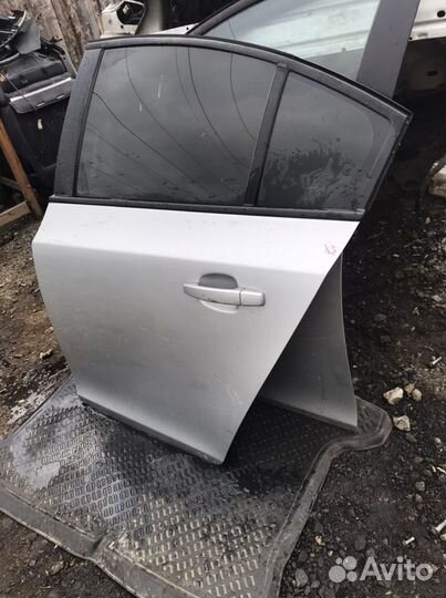 Дверь задняя левая chevrolet cruze седан