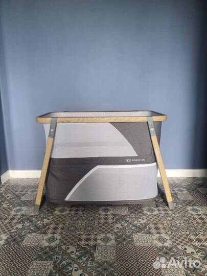 Детская кроватка манеж