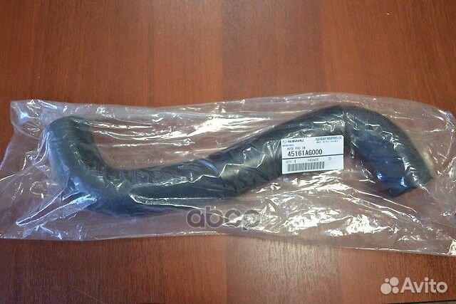 Патрубок радиатора 45161AG000 subaru