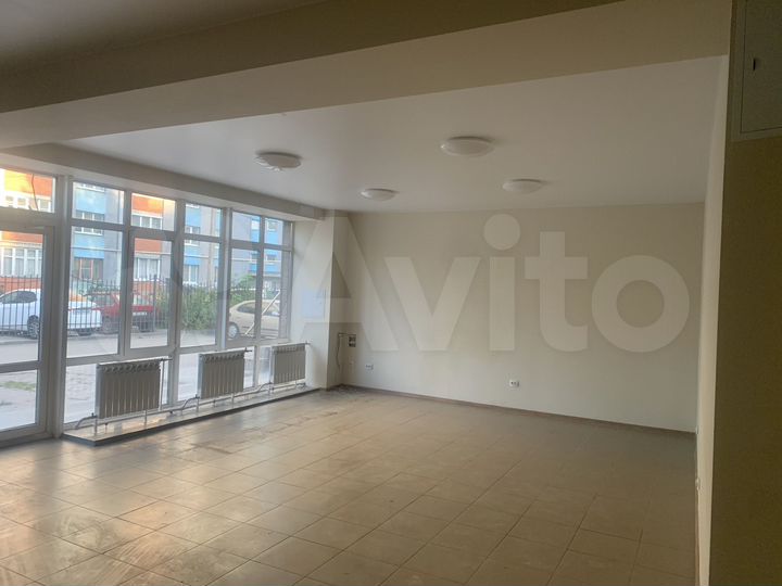 Свободного назначения, 70 м²