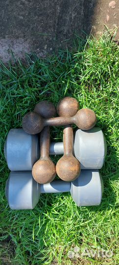 Набор гантелей