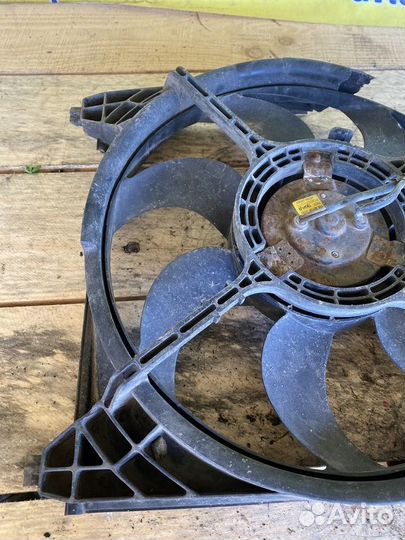 Диффузор вентилятора Hyundai Sonata