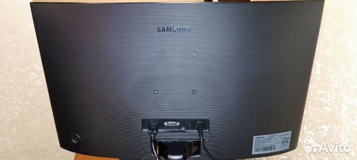 Монитор Samsung c24f390fhi 24
